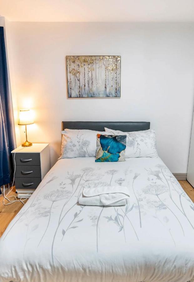 Double Bed Room In Flat Near Birmingham City Centre Экстерьер фото