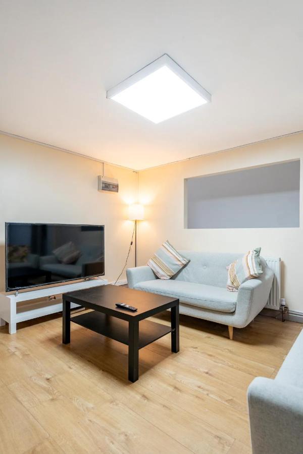 Double Bed Room In Flat Near Birmingham City Centre Экстерьер фото